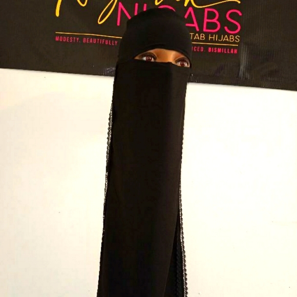 Brand new lace trim niqaab - Picture 6 of 6
